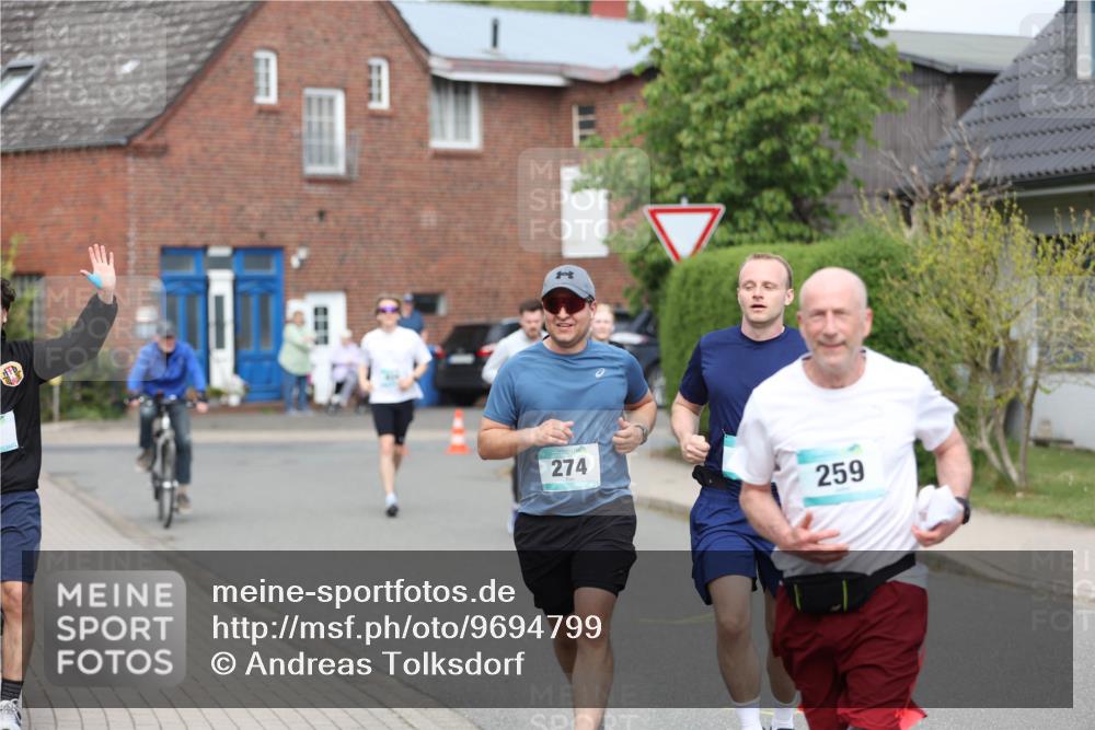 10.05.2026 - 8. Wedeler Halbmarathon Andreas Tolksdorf http://msf.ph/oto/9694799 10.05.2026 10:24:03 Laufen 274, 259 meine-sportfotos.de