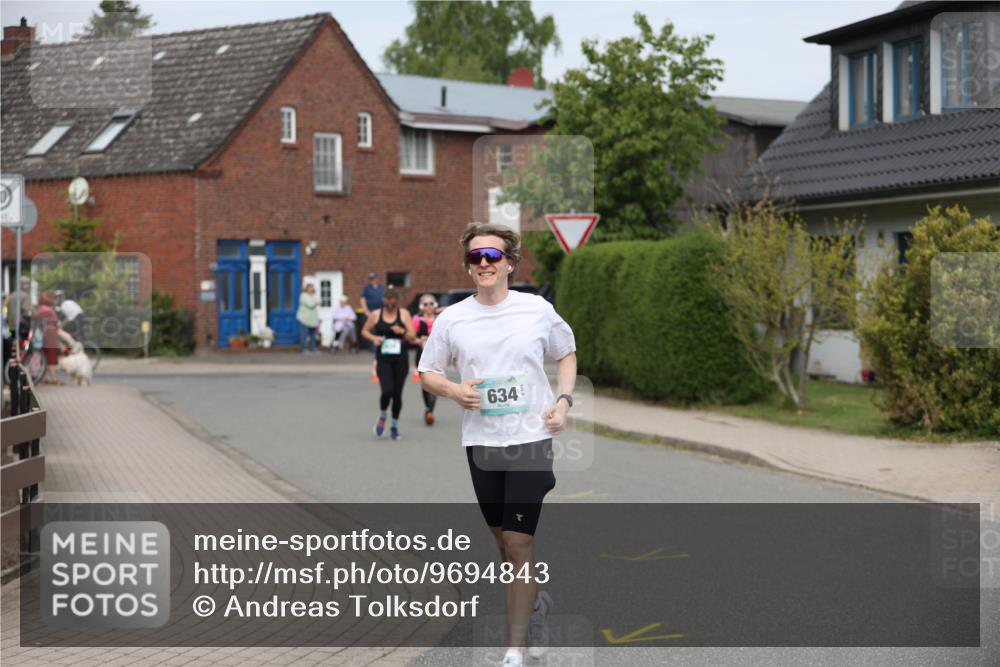 10.05.2026 - 8. Wedeler Halbmarathon Andreas Tolksdorf http://msf.ph/oto/9694843 10.05.2026 10:24:10 Laufen 634 meine-sportfotos.de