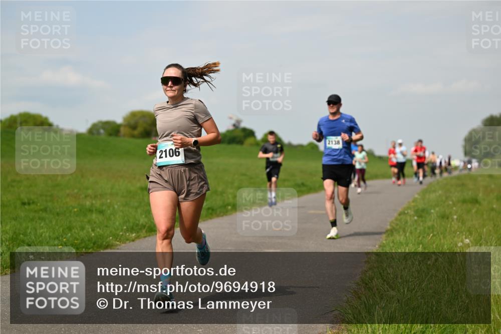 10.05.2026 - 8. Wedeler Halbmarathon Dr. Thomas Lammeyer http://msf.ph/oto/9694918 10.05.2026 11:20:05 Laufen 2106, 2138 meine-sportfotos.de