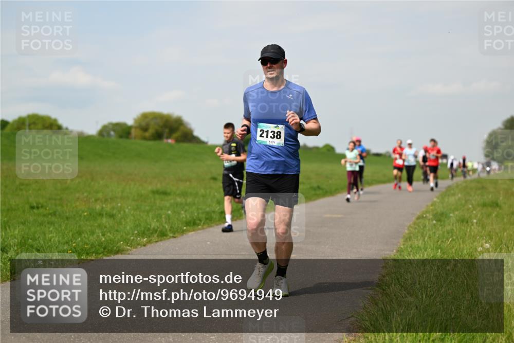 10.05.2026 - 8. Wedeler Halbmarathon Dr. Thomas Lammeyer http://msf.ph/oto/9694949 10.05.2026 11:20:07 Laufen 2138, 171 meine-sportfotos.de