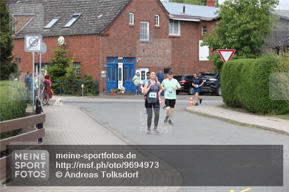 10.05.2026 - 8. Wedeler Halbmarathon Andreas Tolksdorf http://msf.ph/oto/9694973 10.05.2026 10:25:08 Laufen 818, 338 meine-sportfotos.de