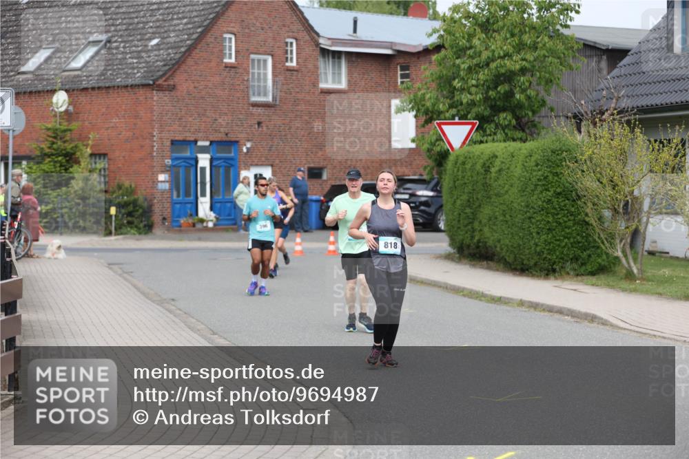 10.05.2026 - 8. Wedeler Halbmarathon Andreas Tolksdorf http://msf.ph/oto/9694987 10.05.2026 10:25:09 Laufen 396, 20, 818 meine-sportfotos.de