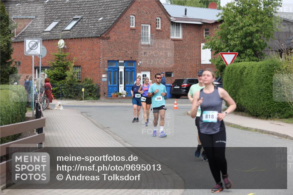 10.05.2026 - 8. Wedeler Halbmarathon Andreas Tolksdorf http://msf.ph/oto/9695013 10.05.2026 10:25:11 Laufen 465, 2188, 396, 818 meine-sportfotos.de