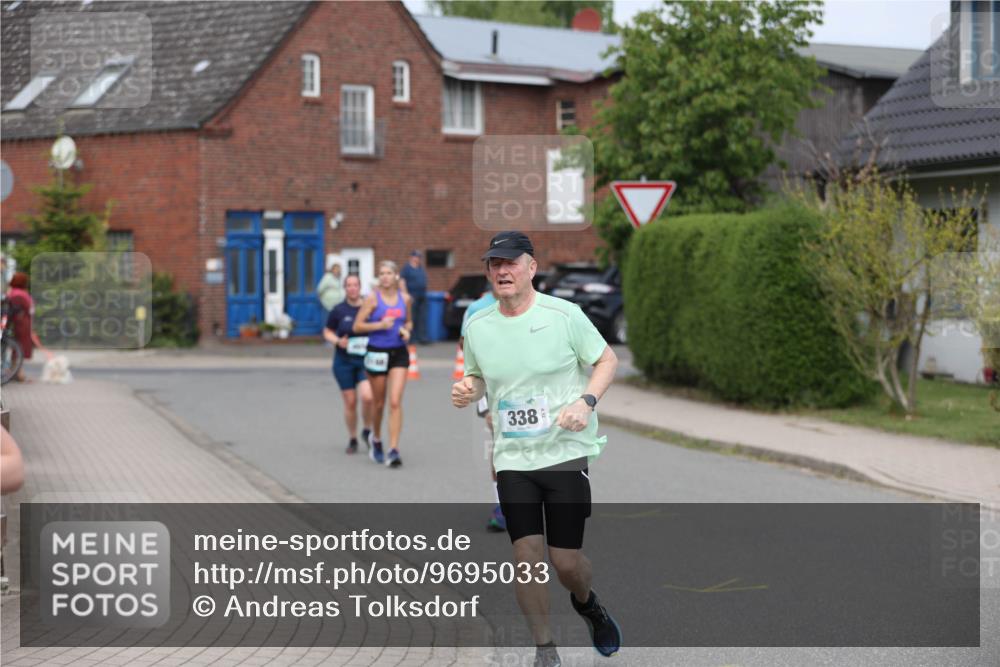 10.05.2026 - 8. Wedeler Halbmarathon Andreas Tolksdorf http://msf.ph/oto/9695033 10.05.2026 10:25:13 Laufen 338 meine-sportfotos.de