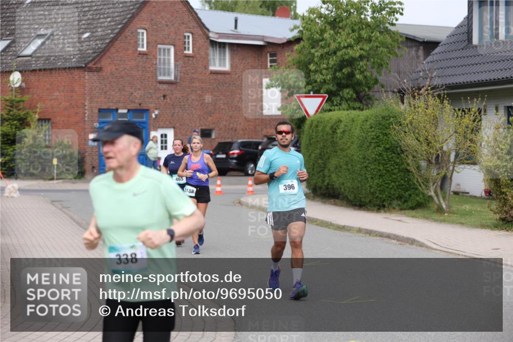 10.05.2026 - 8. Wedeler Halbmarathon Andreas Tolksdorf http://msf.ph/oto/9695050 10.05.2026 10:25:14 Laufen 338, 465, 2188, 396 meine-sportfotos.de