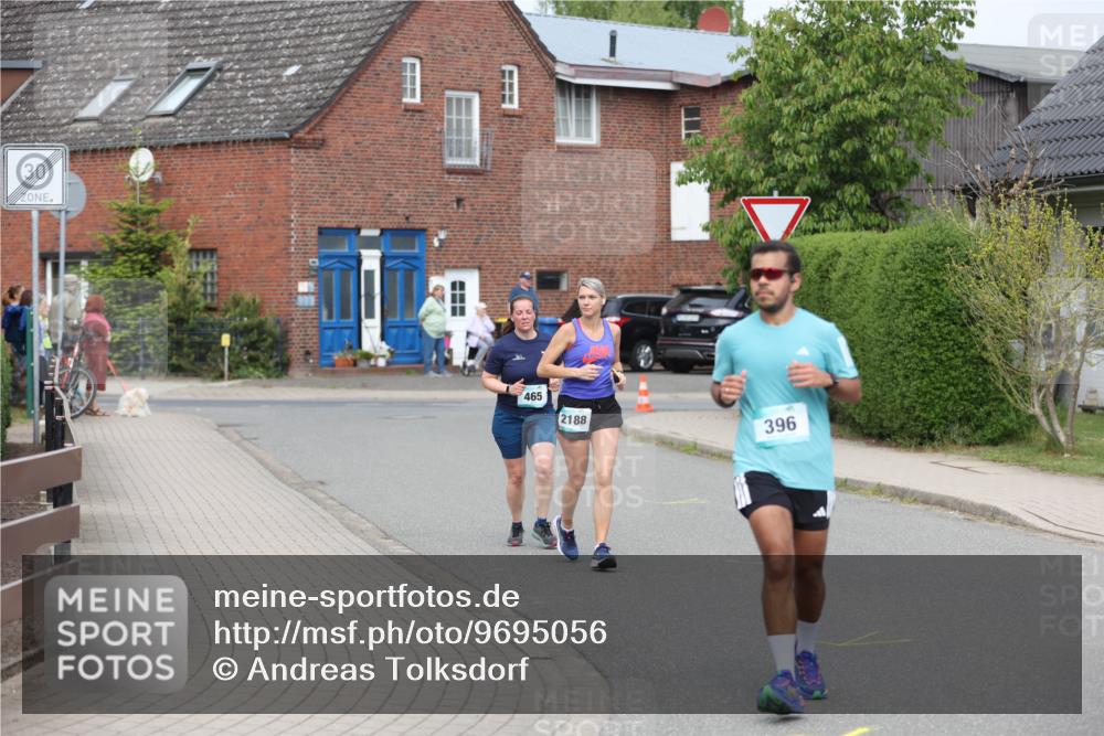 10.05.2026 - 8. Wedeler Halbmarathon Andreas Tolksdorf http://msf.ph/oto/9695056 10.05.2026 10:25:15 Laufen 465, 2188, 396 meine-sportfotos.de