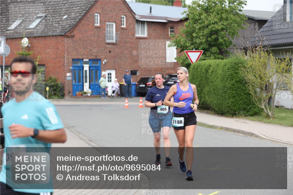 10.05.2026 - 8. Wedeler Halbmarathon Andreas Tolksdorf http://msf.ph/oto/9695084 10.05.2026 10:25:17 Laufen 396, 465, 2188 meine-sportfotos.de