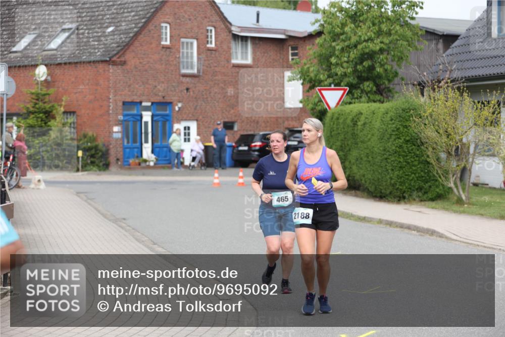 10.05.2026 - 8. Wedeler Halbmarathon Andreas Tolksdorf http://msf.ph/oto/9695092 10.05.2026 10:25:17 Laufen 465, 2188 meine-sportfotos.de