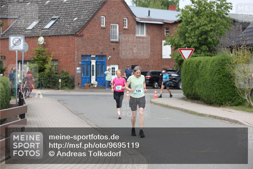 10.05.2026 - 8. Wedeler Halbmarathon Andreas Tolksdorf http://msf.ph/oto/9695119 10.05.2026 10:25:33 Laufen 30, 57, 125 meine-sportfotos.de