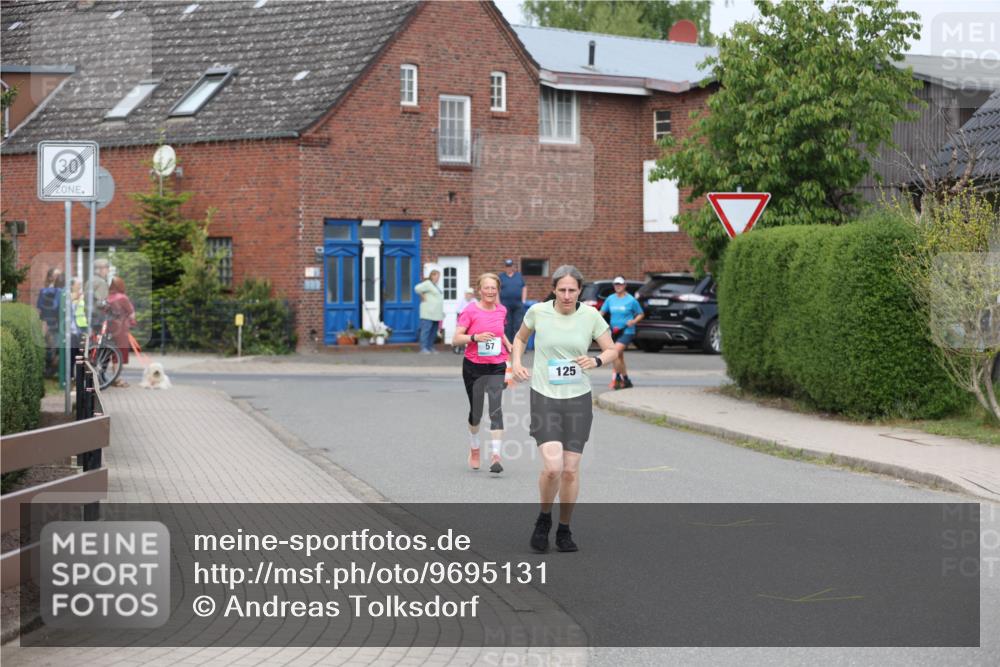 10.05.2026 - 8. Wedeler Halbmarathon Andreas Tolksdorf http://msf.ph/oto/9695131 10.05.2026 10:25:33 Laufen 125 meine-sportfotos.de
