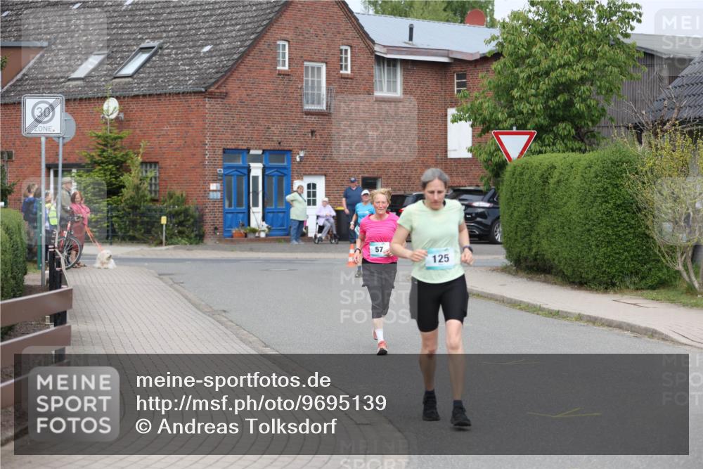 10.05.2026 - 8. Wedeler Halbmarathon Andreas Tolksdorf http://msf.ph/oto/9695139 10.05.2026 10:25:35 Laufen 57, 125 meine-sportfotos.de