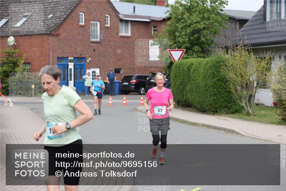 10.05.2026 - 8. Wedeler Halbmarathon Andreas Tolksdorf http://msf.ph/oto/9695156 10.05.2026 10:25:37 Laufen 57 meine-sportfotos.de