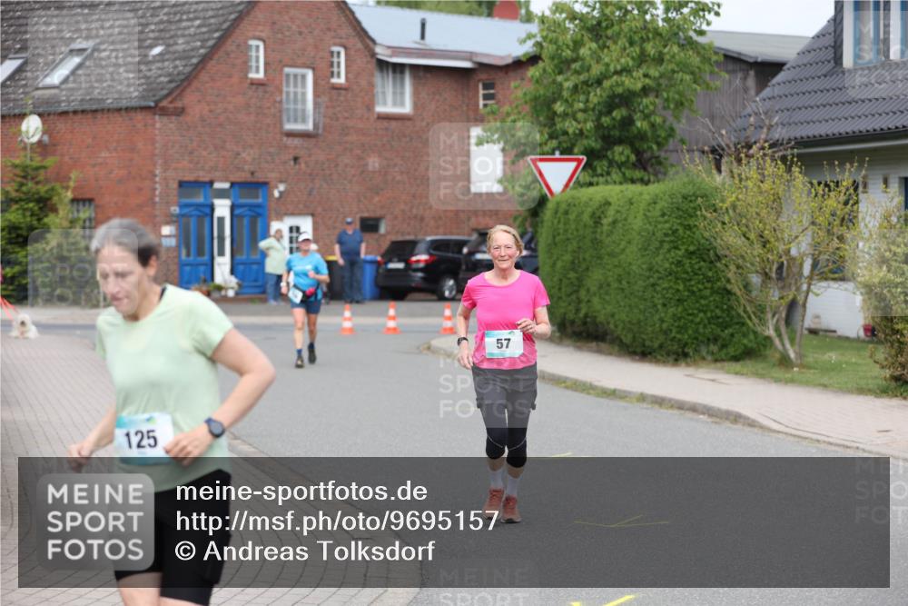 10.05.2026 - 8. Wedeler Halbmarathon Andreas Tolksdorf http://msf.ph/oto/9695157 10.05.2026 10:25:37 Laufen 125, 57 meine-sportfotos.de
