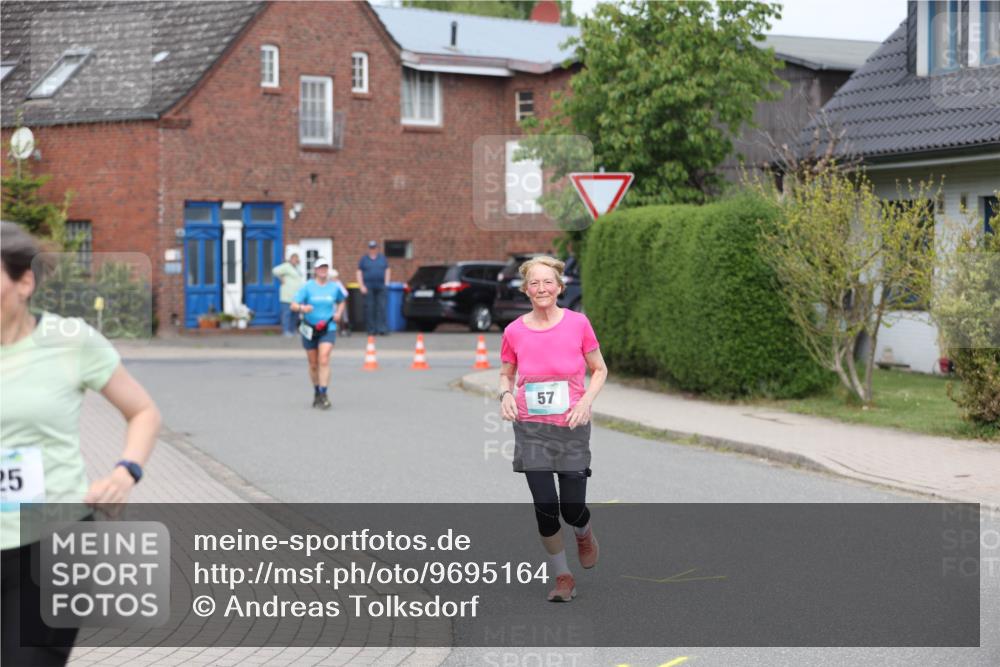 10.05.2026 - 8. Wedeler Halbmarathon Andreas Tolksdorf http://msf.ph/oto/9695164 10.05.2026 10:25:37 Laufen 25, 57 meine-sportfotos.de