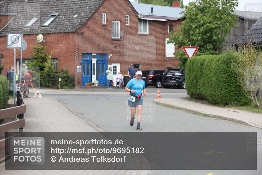 10.05.2026 - 8. Wedeler Halbmarathon Andreas Tolksdorf http://msf.ph/oto/9695182 10.05.2026 10:25:41 Laufen  meine-sportfotos.de