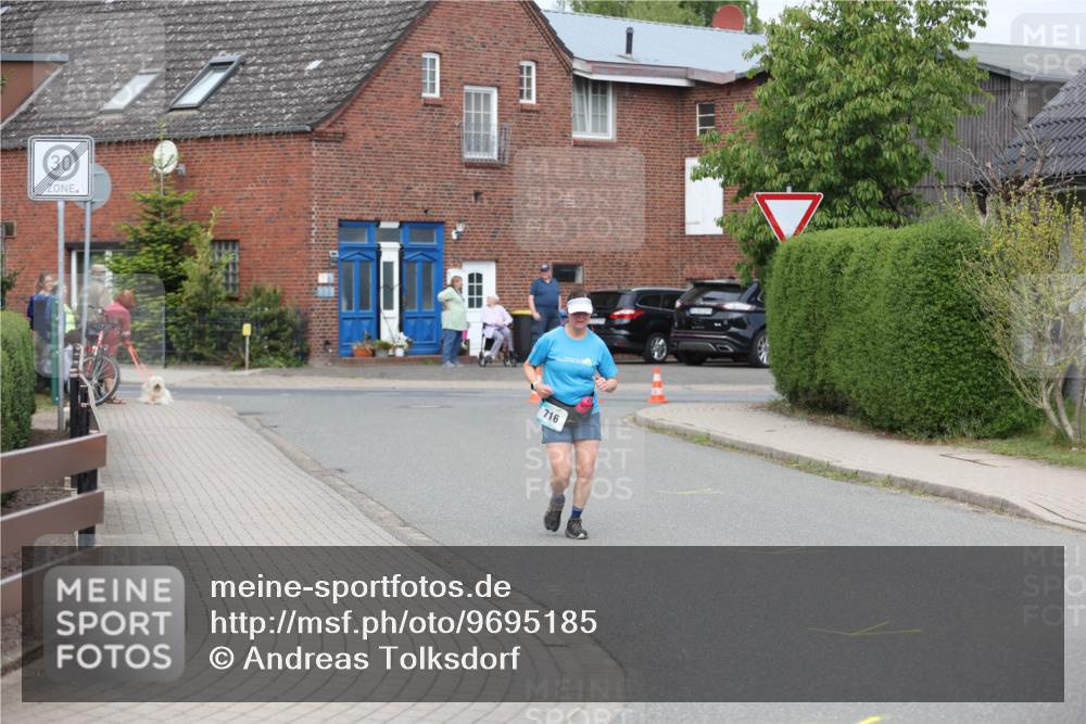 10.05.2026 - 8. Wedeler Halbmarathon Andreas Tolksdorf http://msf.ph/oto/9695185 10.05.2026 10:25:41 Laufen 716 meine-sportfotos.de