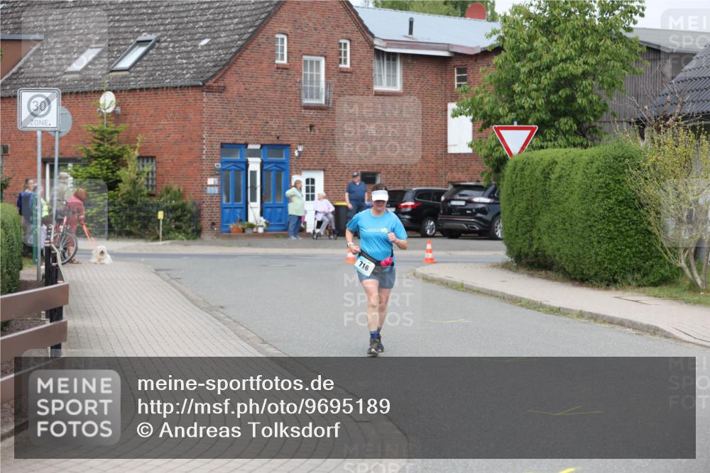 10.05.2026 - 8. Wedeler Halbmarathon Andreas Tolksdorf http://msf.ph/oto/9695189 10.05.2026 10:25:42 Laufen 716 meine-sportfotos.de