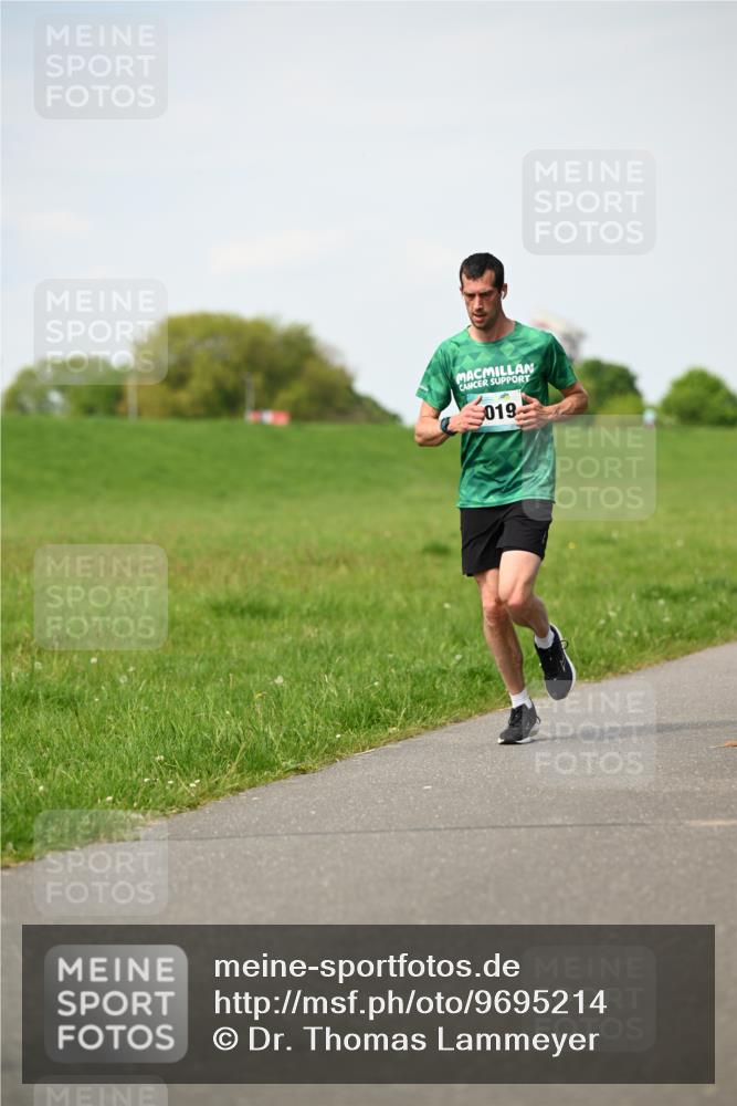10.05.2026 - 8. Wedeler Halbmarathon Dr. Thomas Lammeyer http://msf.ph/oto/9695214 10.05.2026 11:21:03 Laufen 019 meine-sportfotos.de