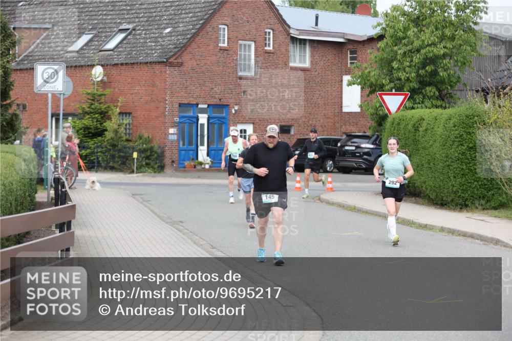 10.05.2026 - 8. Wedeler Halbmarathon Andreas Tolksdorf http://msf.ph/oto/9695217 10.05.2026 10:26:02 Laufen 145, 292 meine-sportfotos.de