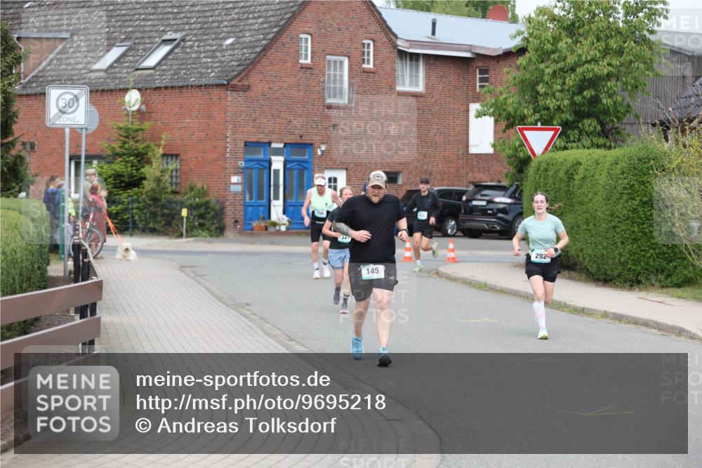 10.05.2026 - 8. Wedeler Halbmarathon Andreas Tolksdorf http://msf.ph/oto/9695218 10.05.2026 10:26:02 Laufen 30, 145, 292 meine-sportfotos.de