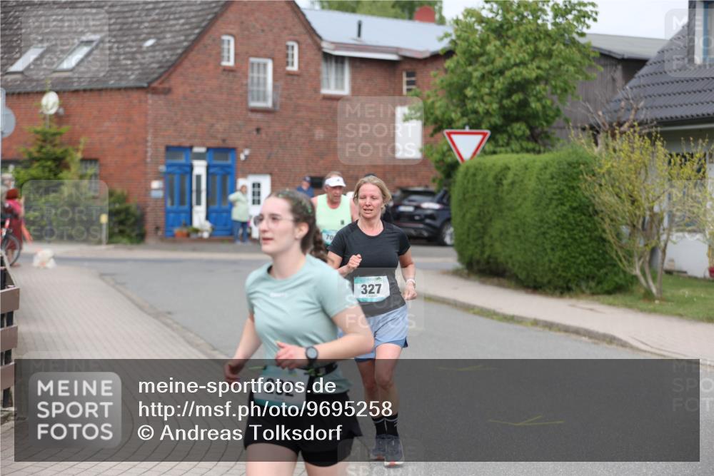 10.05.2026 - 8. Wedeler Halbmarathon Andreas Tolksdorf http://msf.ph/oto/9695258 10.05.2026 10:26:07 Laufen 292, 70, 327 meine-sportfotos.de