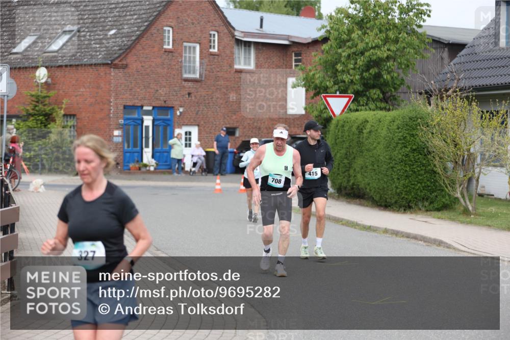 10.05.2026 - 8. Wedeler Halbmarathon Andreas Tolksdorf http://msf.ph/oto/9695282 10.05.2026 10:26:08 Laufen 327, 708, 415 meine-sportfotos.de