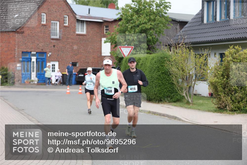 10.05.2026 - 8. Wedeler Halbmarathon Andreas Tolksdorf http://msf.ph/oto/9695296 10.05.2026 10:26:09 Laufen 416, 708, 415 meine-sportfotos.de