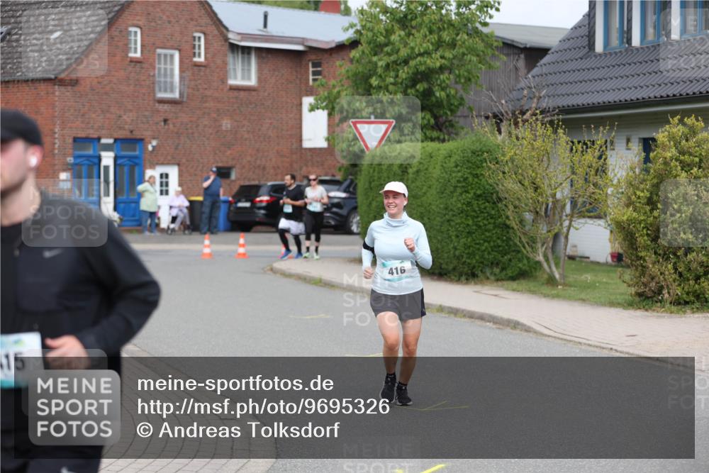 10.05.2026 - 8. Wedeler Halbmarathon Andreas Tolksdorf http://msf.ph/oto/9695326 10.05.2026 10:26:13 Laufen 15, 416 meine-sportfotos.de