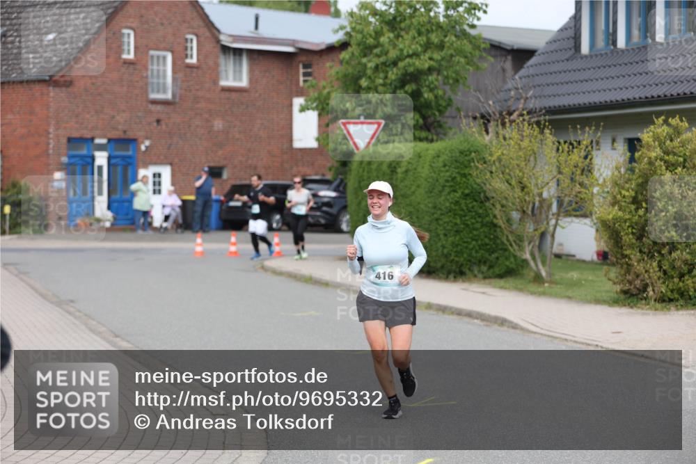 10.05.2026 - 8. Wedeler Halbmarathon Andreas Tolksdorf http://msf.ph/oto/9695332 10.05.2026 10:26:13 Laufen 416 meine-sportfotos.de