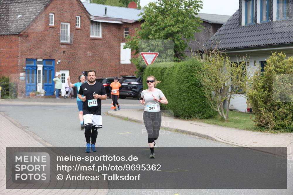 10.05.2026 - 8. Wedeler Halbmarathon Andreas Tolksdorf http://msf.ph/oto/9695362 10.05.2026 10:26:21 Laufen 2133, 241 meine-sportfotos.de