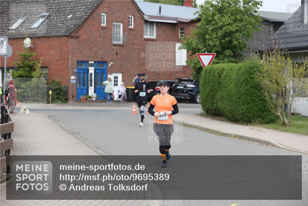 10.05.2026 - 8. Wedeler Halbmarathon Andreas Tolksdorf http://msf.ph/oto/9695389 10.05.2026 10:26:29 Laufen  meine-sportfotos.de