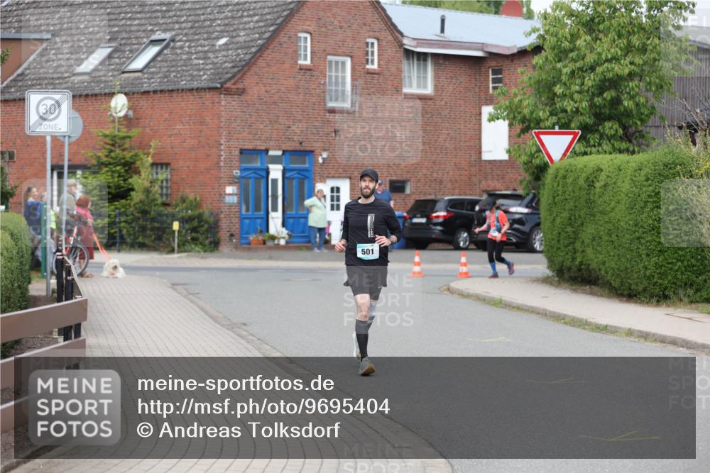 10.05.2026 - 8. Wedeler Halbmarathon Andreas Tolksdorf http://msf.ph/oto/9695404 10.05.2026 10:26:33 Laufen 501 meine-sportfotos.de