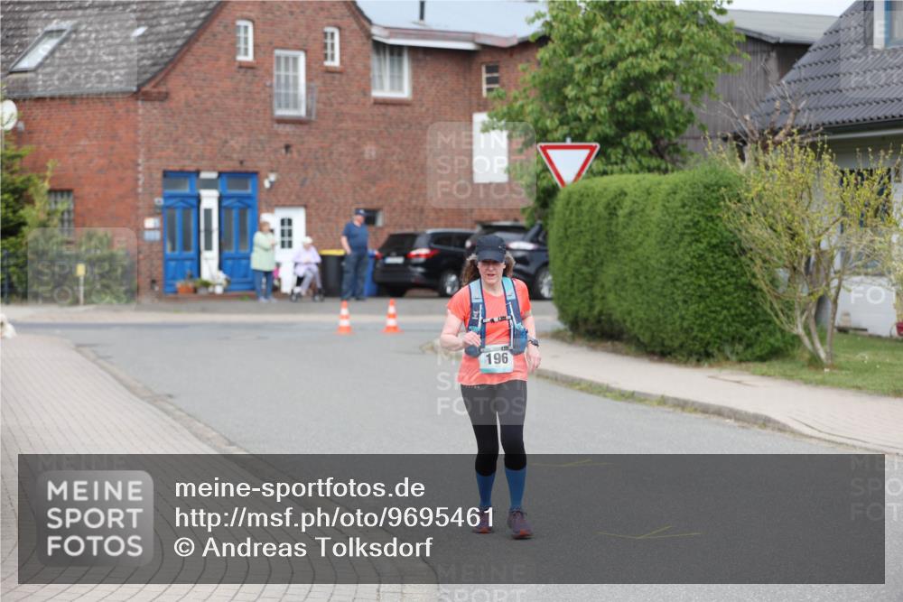 10.05.2026 - 8. Wedeler Halbmarathon Andreas Tolksdorf http://msf.ph/oto/9695461 10.05.2026 10:26:42 Laufen 196 meine-sportfotos.de