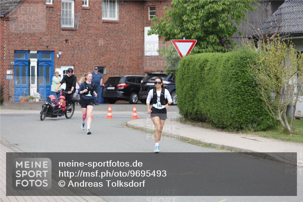 10.05.2026 - 8. Wedeler Halbmarathon Andreas Tolksdorf http://msf.ph/oto/9695493 10.05.2026 10:27:03 Laufen 102 meine-sportfotos.de