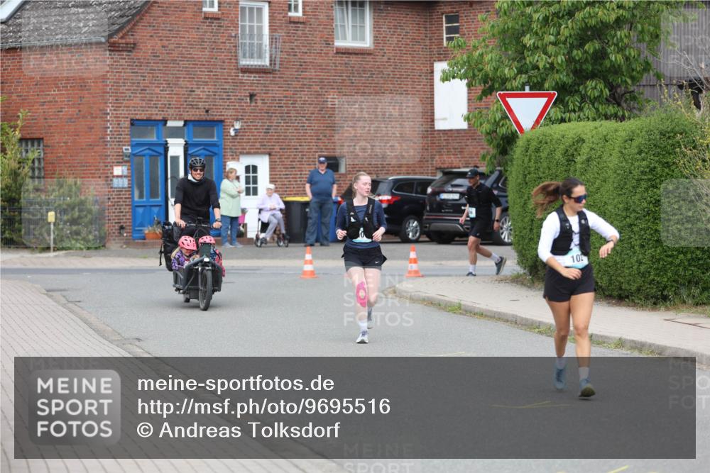 10.05.2026 - 8. Wedeler Halbmarathon Andreas Tolksdorf http://msf.ph/oto/9695516 10.05.2026 10:27:05 Laufen 102 meine-sportfotos.de
