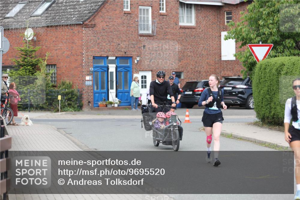 10.05.2026 - 8. Wedeler Halbmarathon Andreas Tolksdorf http://msf.ph/oto/9695520 10.05.2026 10:27:06 Laufen  meine-sportfotos.de