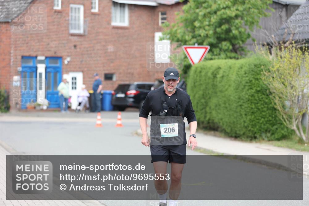 10.05.2026 - 8. Wedeler Halbmarathon Andreas Tolksdorf http://msf.ph/oto/9695553 10.05.2026 10:27:16 Laufen 206 meine-sportfotos.de