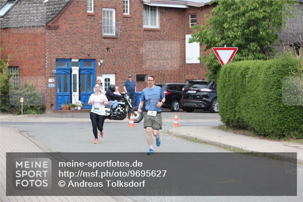 10.05.2026 - 8. Wedeler Halbmarathon Andreas Tolksdorf http://msf.ph/oto/9695627 10.05.2026 10:27:33 Laufen 2055 meine-sportfotos.de