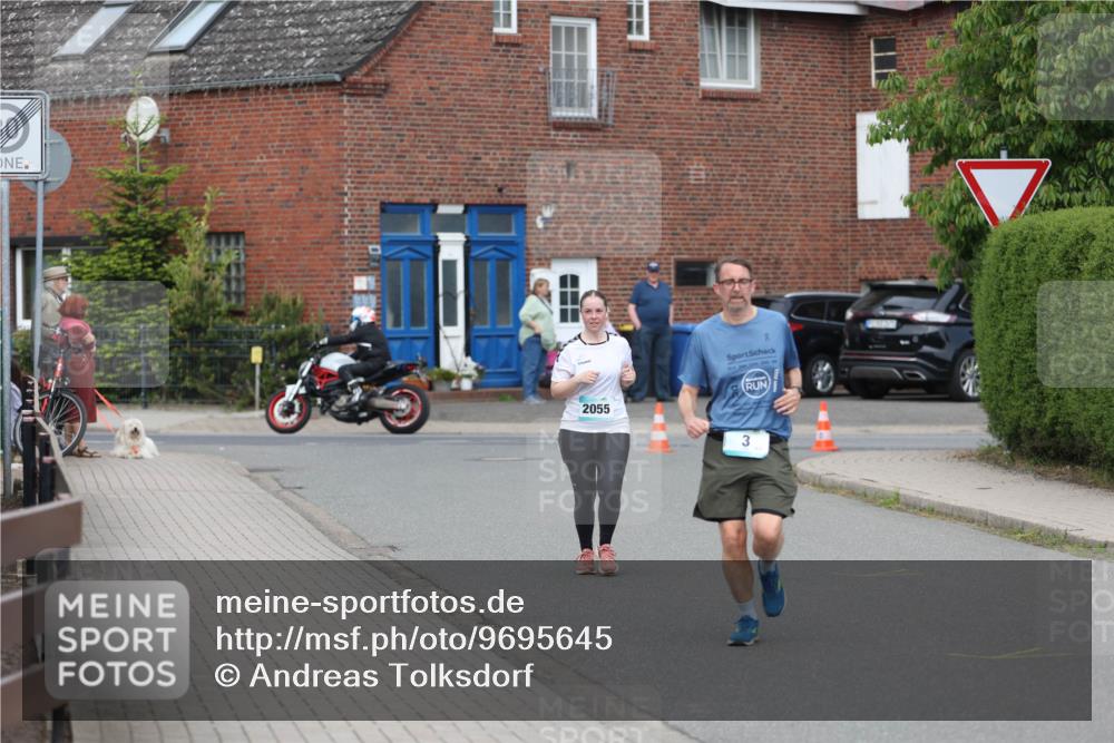 10.05.2026 - 8. Wedeler Halbmarathon Andreas Tolksdorf http://msf.ph/oto/9695645 10.05.2026 10:27:36 Laufen 2055 meine-sportfotos.de