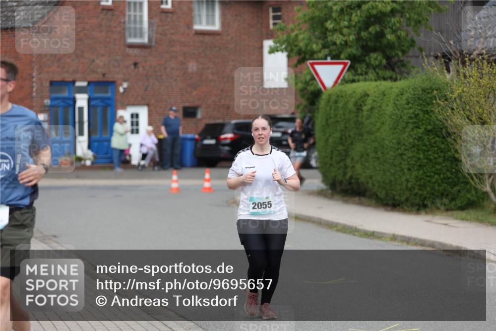 10.05.2026 - 8. Wedeler Halbmarathon Andreas Tolksdorf http://msf.ph/oto/9695657 10.05.2026 10:27:39 Laufen 2055 meine-sportfotos.de