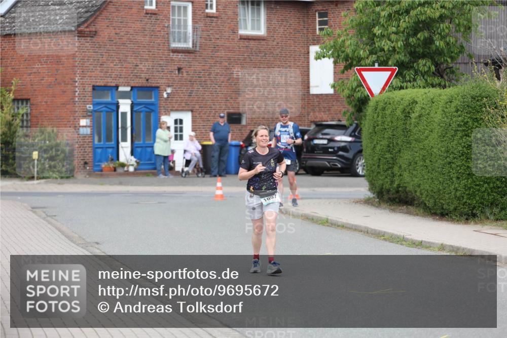 10.05.2026 - 8. Wedeler Halbmarathon Andreas Tolksdorf http://msf.ph/oto/9695672 10.05.2026 10:27:46 Laufen 1057 meine-sportfotos.de