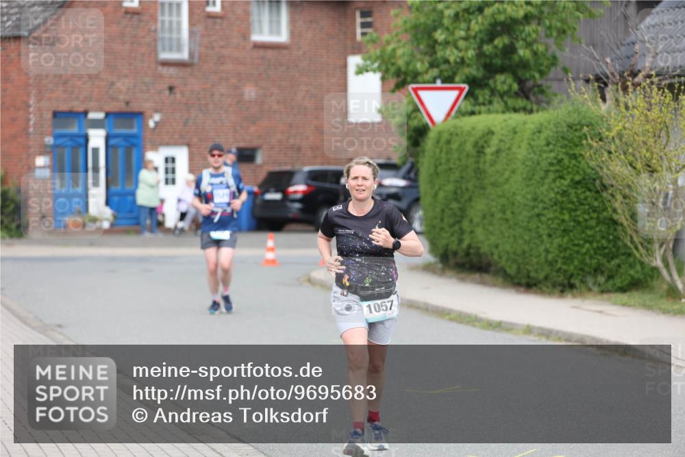 10.05.2026 - 8. Wedeler Halbmarathon Andreas Tolksdorf http://msf.ph/oto/9695683 10.05.2026 10:27:49 Laufen 1057 meine-sportfotos.de