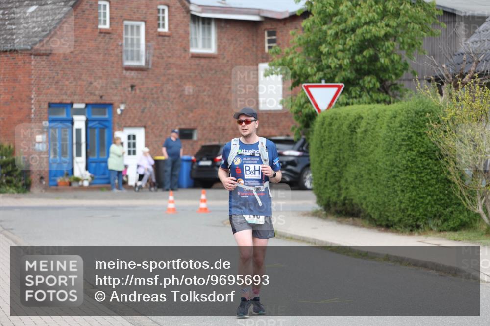10.05.2026 - 8. Wedeler Halbmarathon Andreas Tolksdorf http://msf.ph/oto/9695693 10.05.2026 10:27:53 Laufen  meine-sportfotos.de