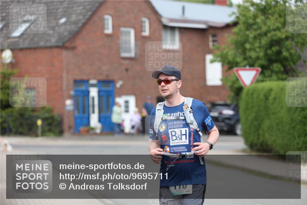 10.05.2026 - 8. Wedeler Halbmarathon Andreas Tolksdorf http://msf.ph/oto/9695711 10.05.2026 10:27:55 Laufen 67 meine-sportfotos.de