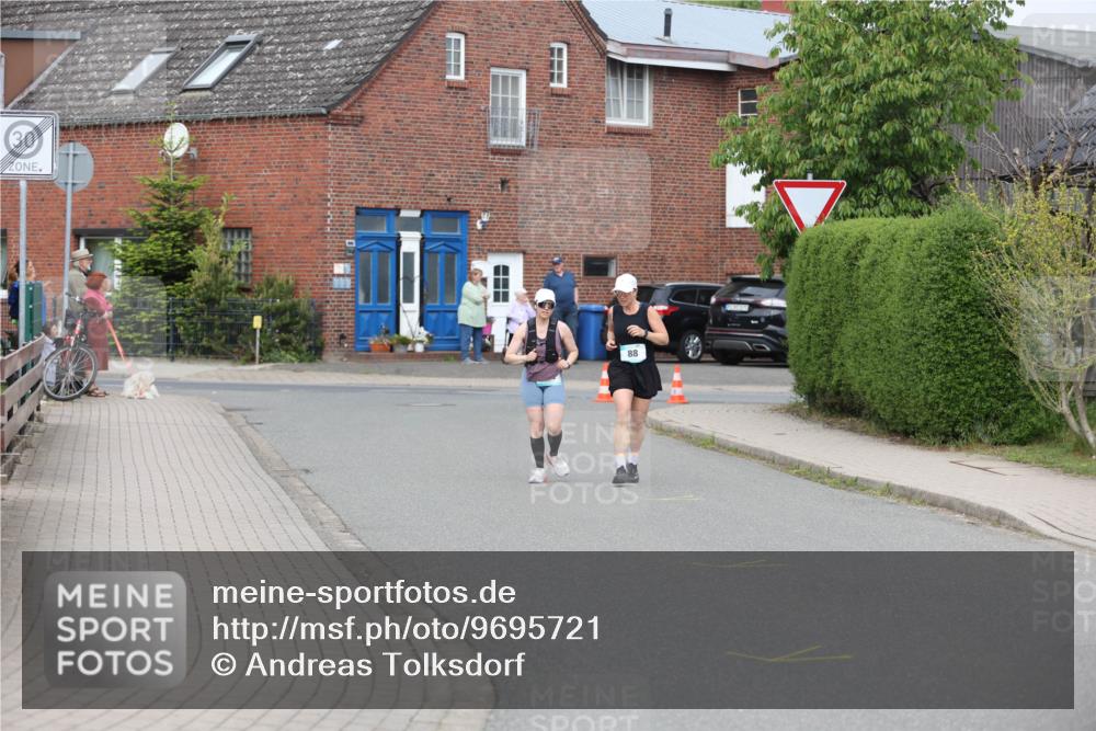 10.05.2026 - 8. Wedeler Halbmarathon Andreas Tolksdorf http://msf.ph/oto/9695721 10.05.2026 10:28:10 Laufen  meine-sportfotos.de