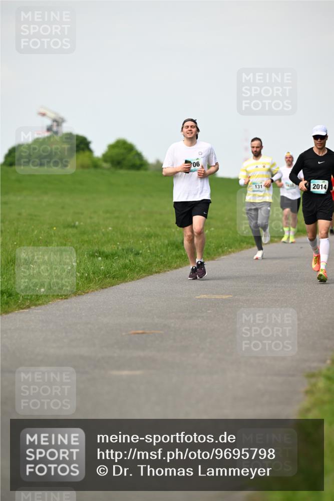 10.05.2026 - 8. Wedeler Halbmarathon Dr. Thomas Lammeyer http://msf.ph/oto/9695798 10.05.2026 11:22:06 Laufen 706, 131, 2014 meine-sportfotos.de