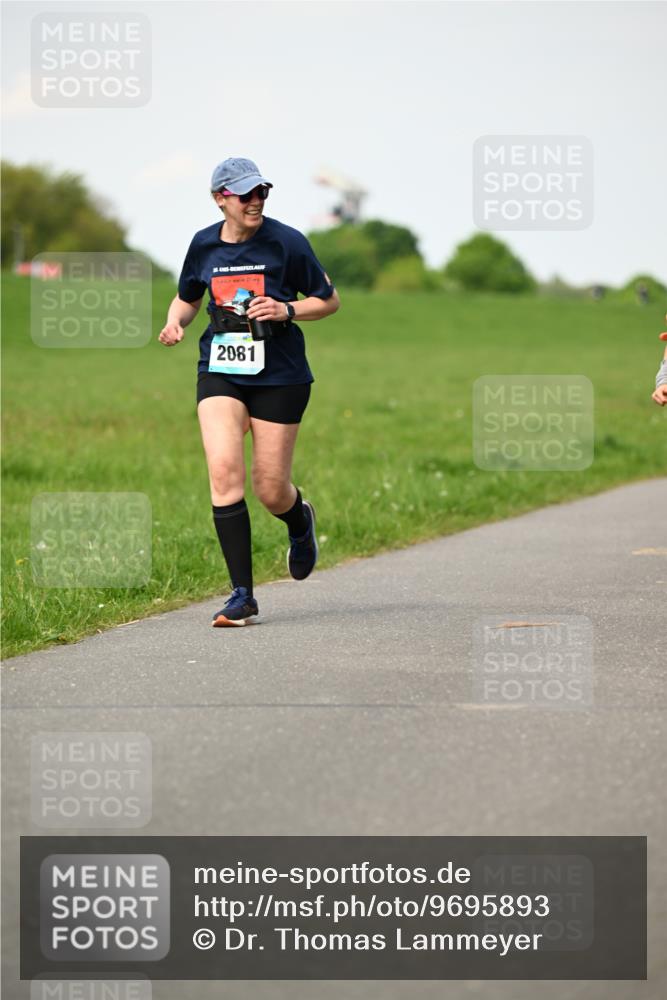 10.05.2026 - 8. Wedeler Halbmarathon Dr. Thomas Lammeyer http://msf.ph/oto/9695893 10.05.2026 11:22:27 Laufen 2081 meine-sportfotos.de