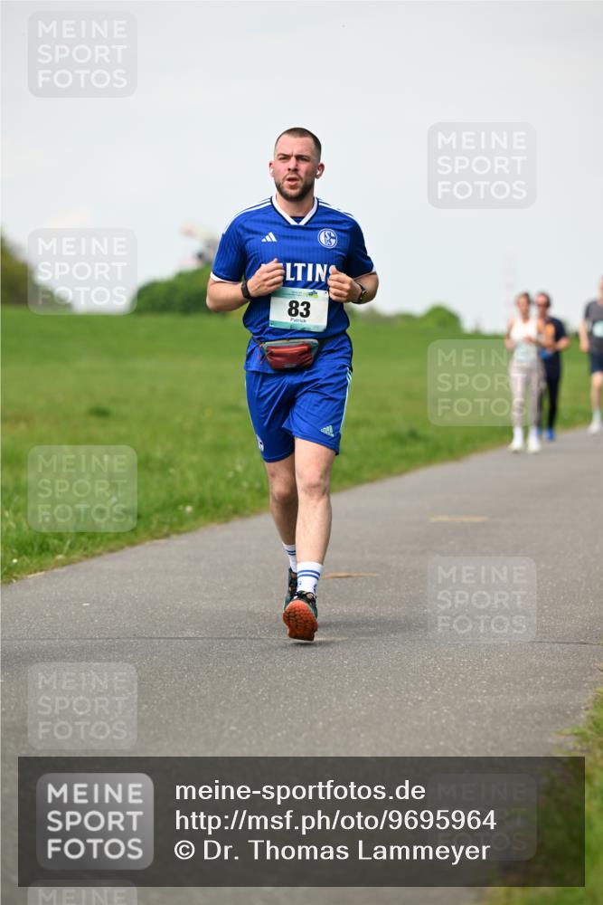 10.05.2026 - 8. Wedeler Halbmarathon Dr. Thomas Lammeyer http://msf.ph/oto/9695964 10.05.2026 11:22:39 Laufen  meine-sportfotos.de