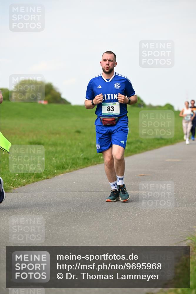 10.05.2026 - 8. Wedeler Halbmarathon Dr. Thomas Lammeyer http://msf.ph/oto/9695968 10.05.2026 11:22:40 Laufen  meine-sportfotos.de
