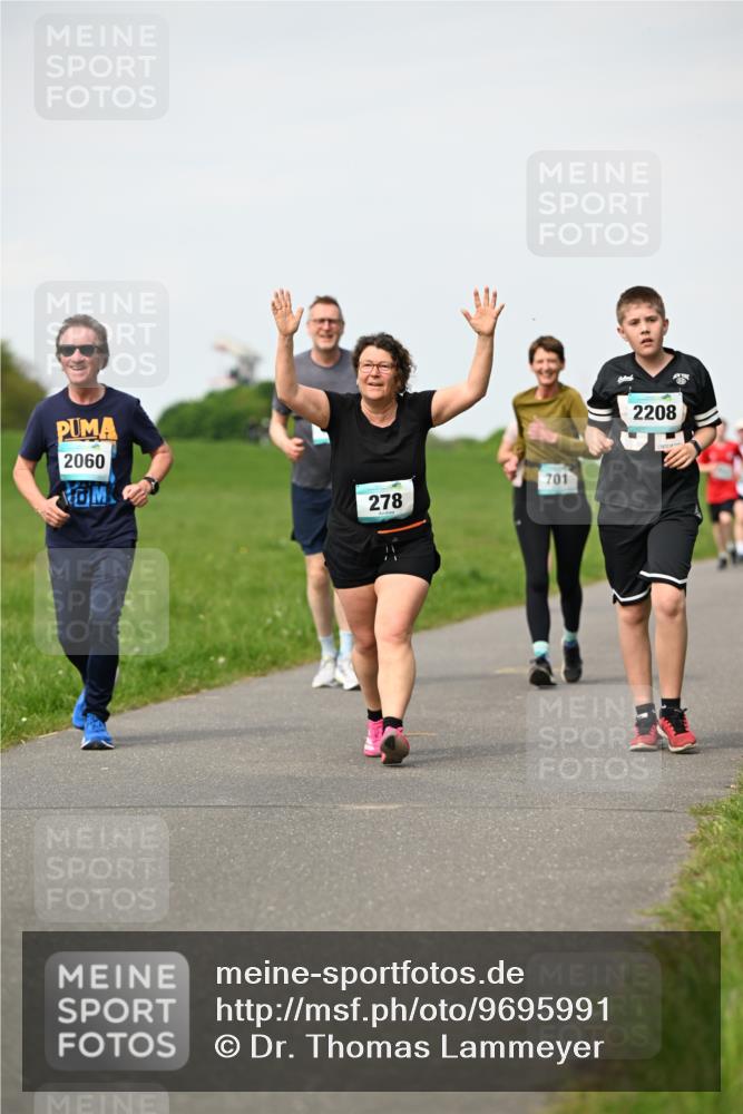 10.05.2026 - 8. Wedeler Halbmarathon Dr. Thomas Lammeyer http://msf.ph/oto/9695991 10.05.2026 11:22:50 Laufen 2060, 278, 701, 2208 meine-sportfotos.de
